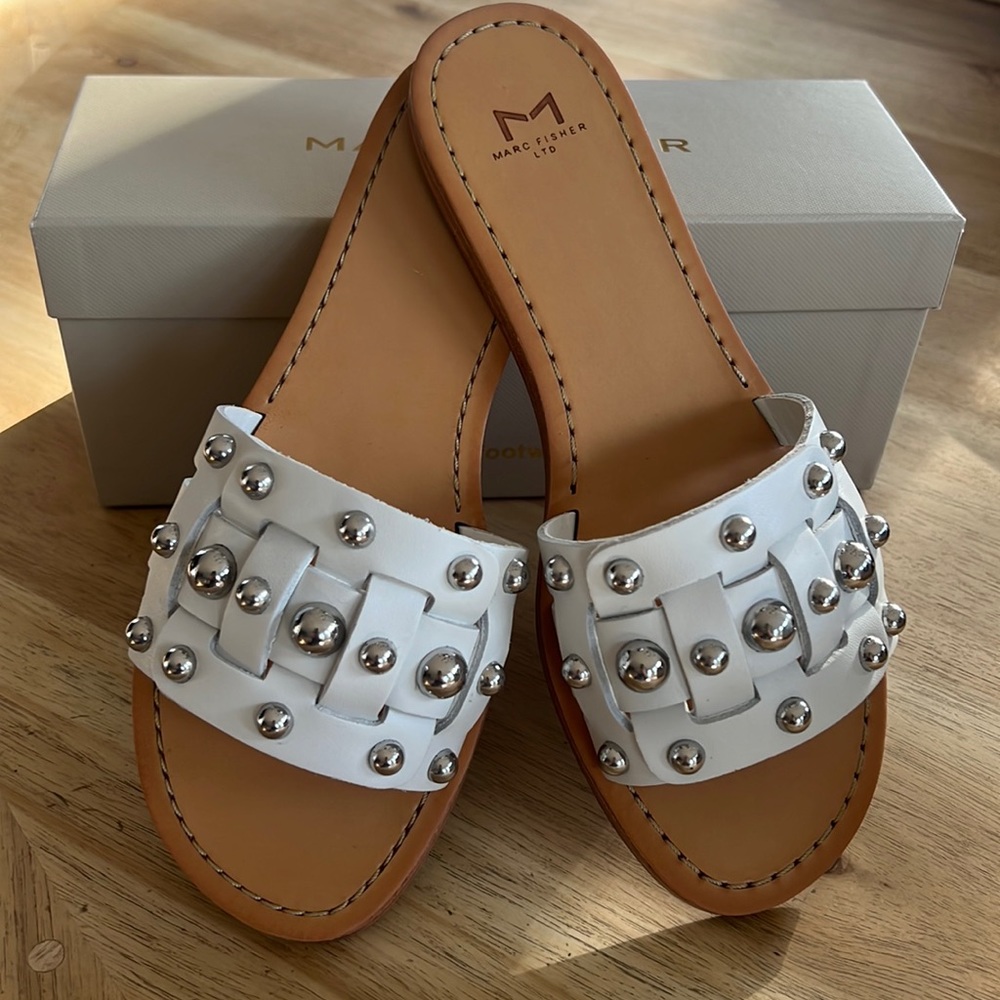 Marc Fisher Pacca Slide Sandal